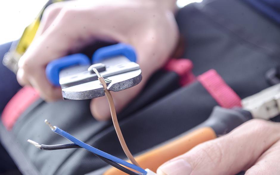 recherche électricien Saint-Pierre-lès-Nemours